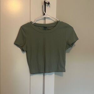 SHEIN Olive Short Sleeve Tee